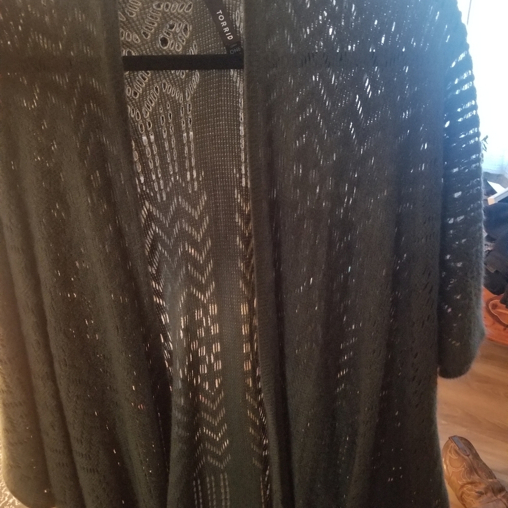 Torrid knitted shaw